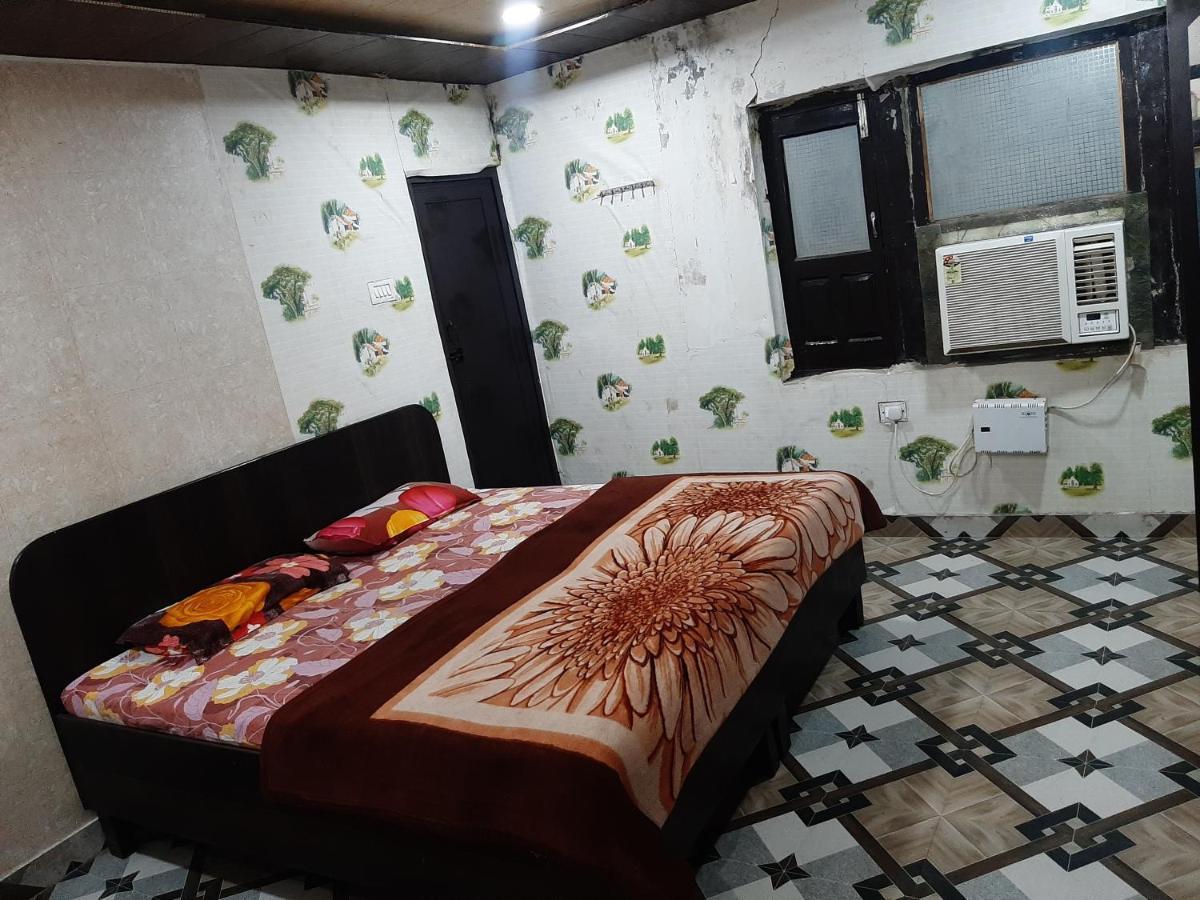 Shri Haridas Dham Mathura Εξωτερικό φωτογραφία
