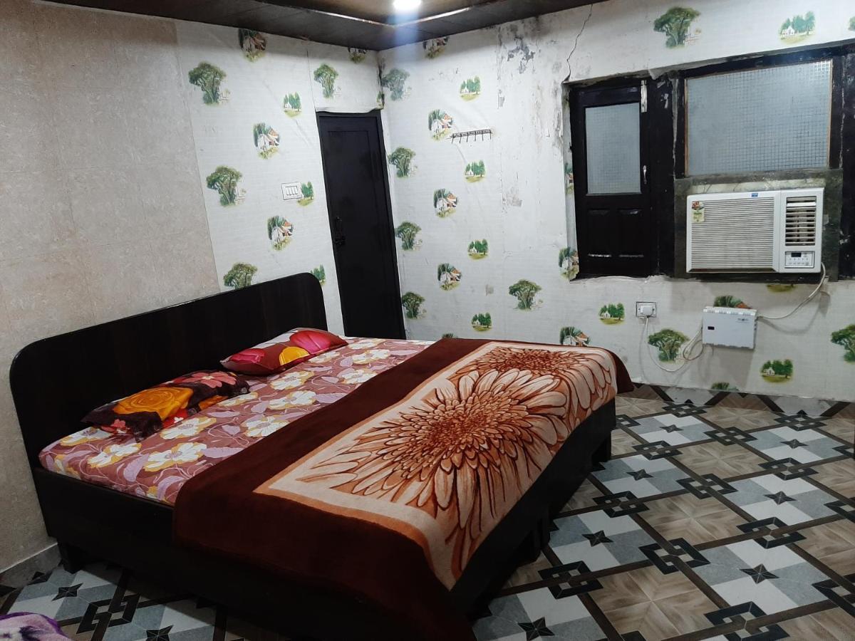 Shri Haridas Dham Mathura Εξωτερικό φωτογραφία